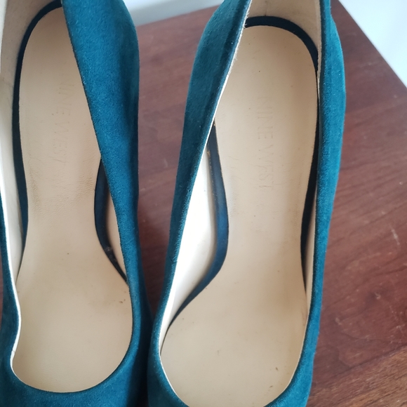 Turquoise heels - Picture 5 of 8